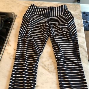 Athleta Contender tights, size XS, excellent condition, blue stripe